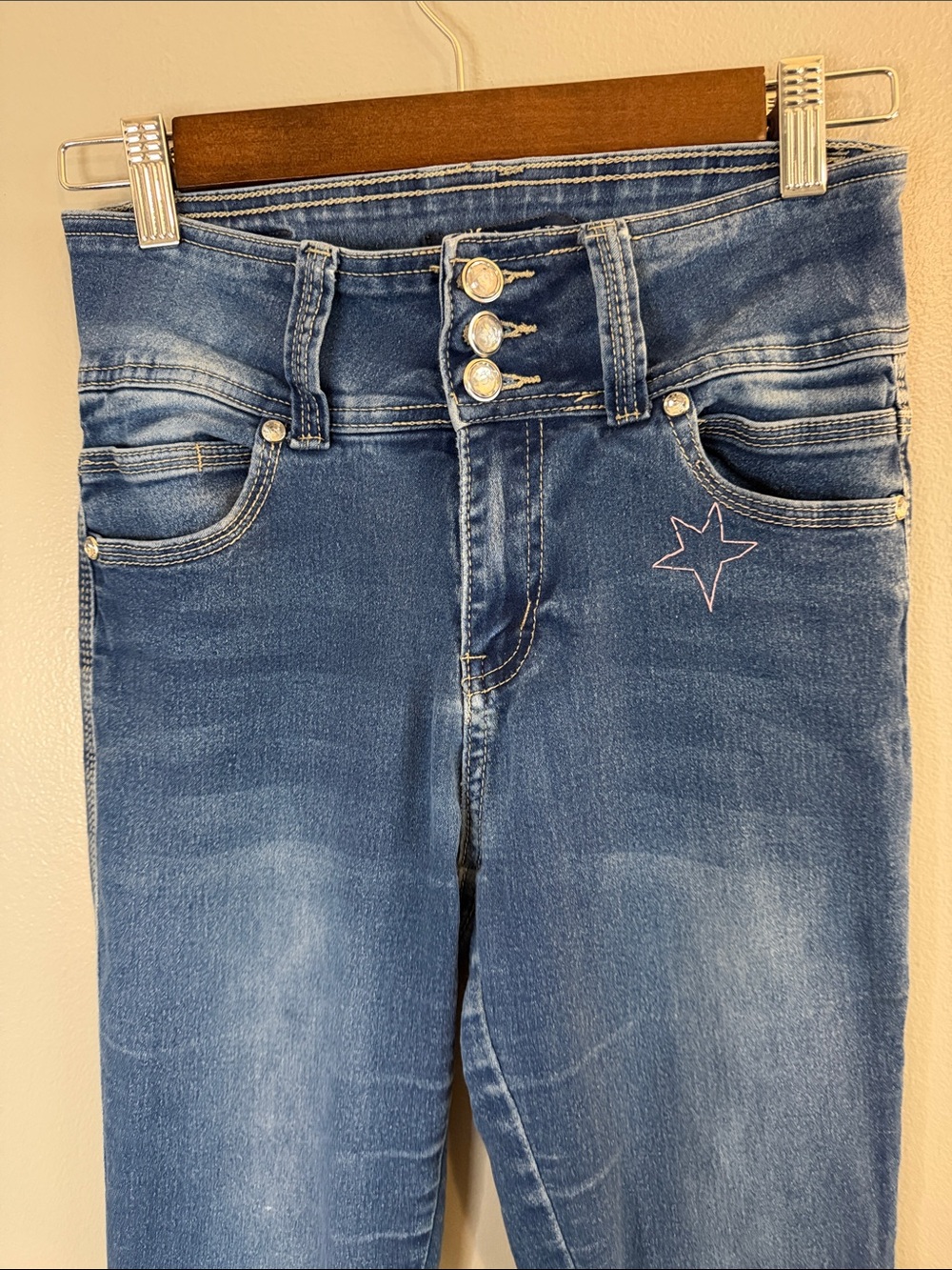 Jack David Juniors Size 5 Flare Jeans Star Embroidered Painted Stretch Denim - Picture 10 of 10